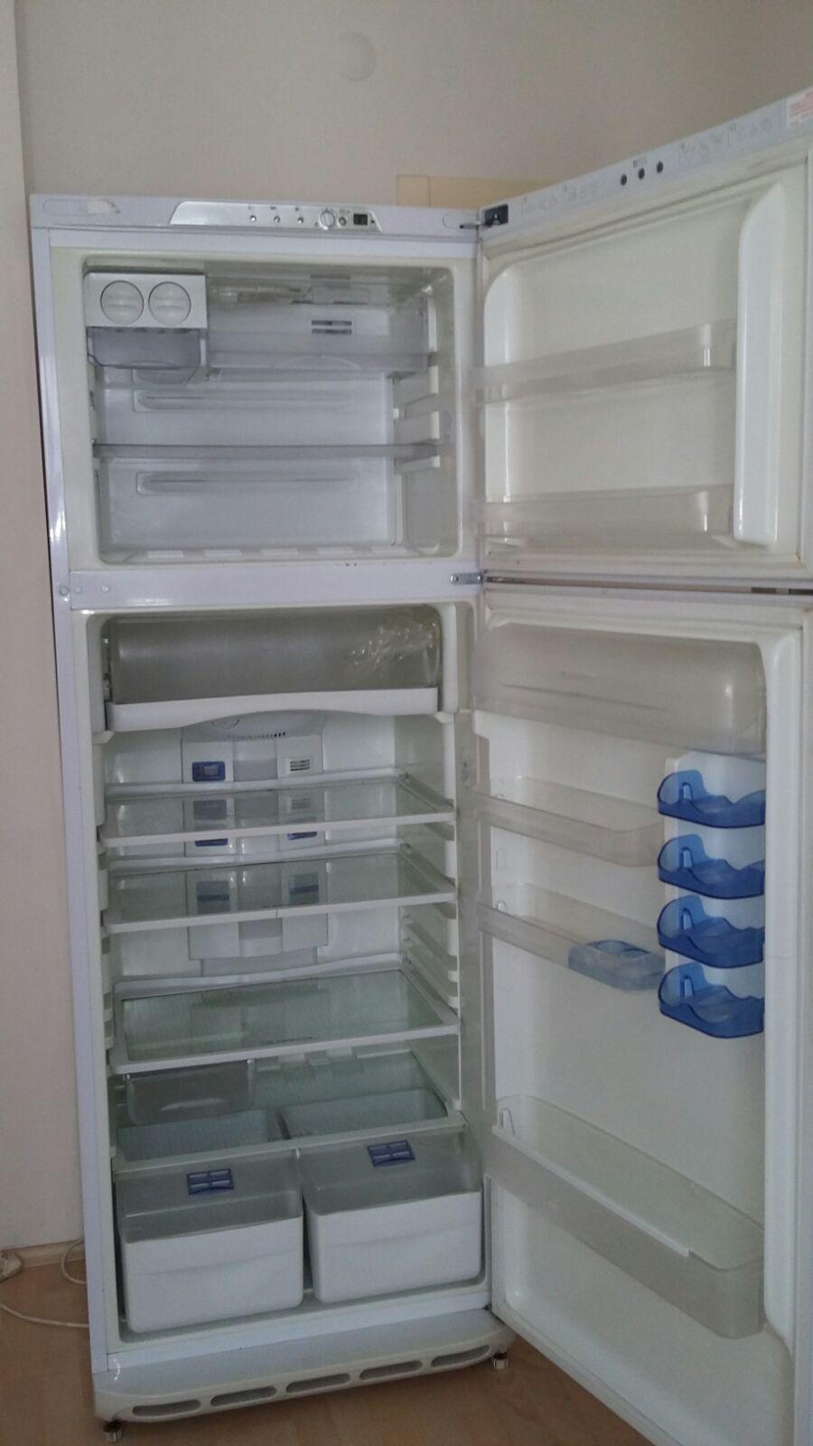 ariston buzdolabı büyük